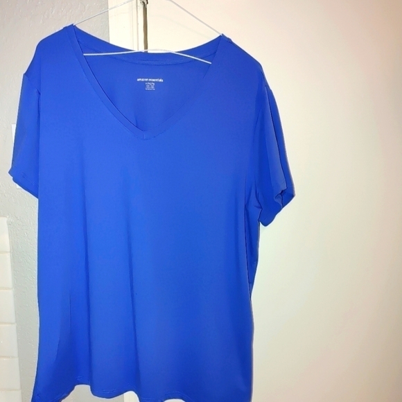 Amazon Essentials Tops - NWOT Amazon Essentials XL Blue Tee